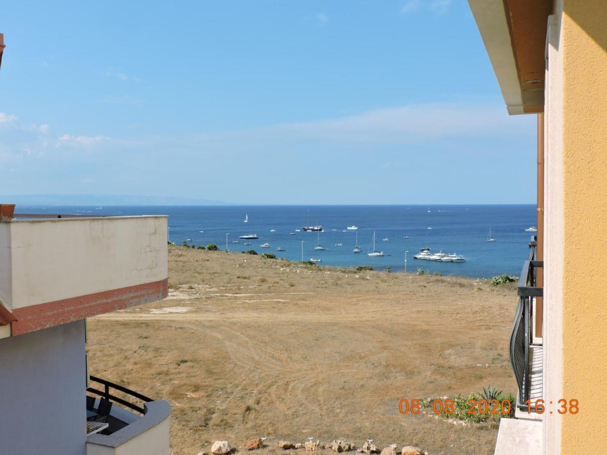 B&B Aquila Reale Portopalo Di Capo Passero Exteriör bild