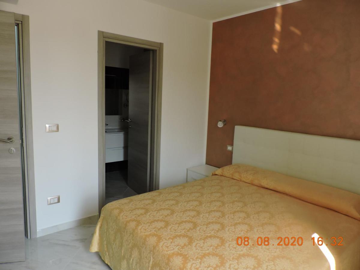 B&B Aquila Reale Portopalo Di Capo Passero Exteriör bild