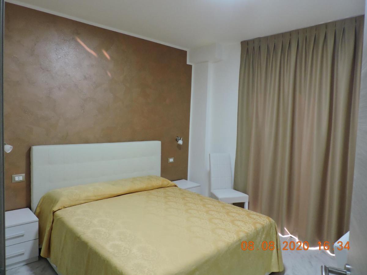 B&B Aquila Reale Portopalo Di Capo Passero Exteriör bild