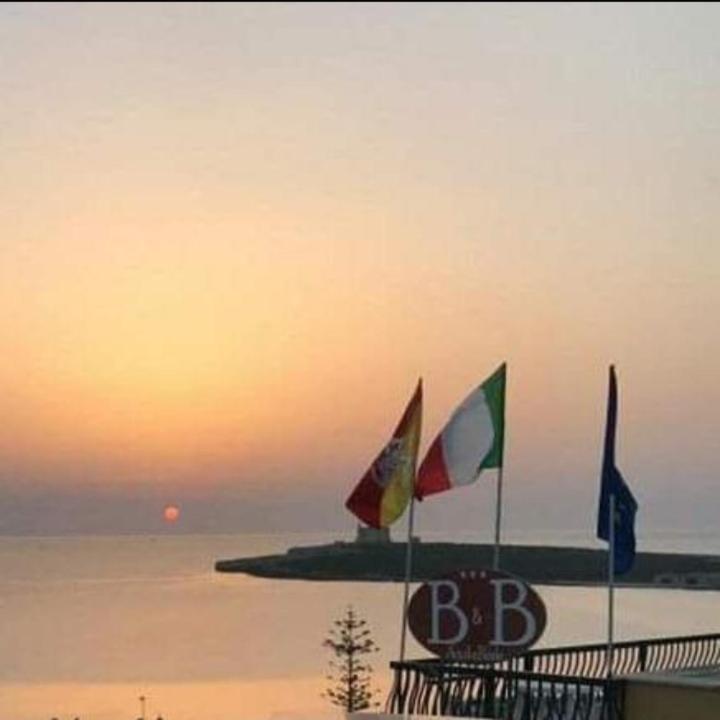 B&B Aquila Reale Portopalo Di Capo Passero Exteriör bild