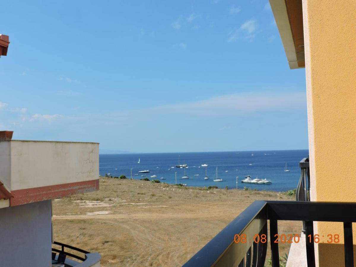 B&B Aquila Reale Portopalo Di Capo Passero Exteriör bild