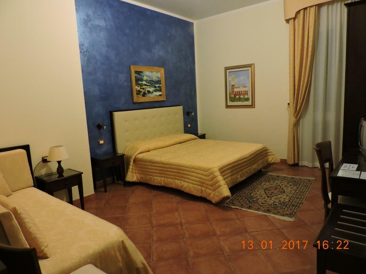 B&B Aquila Reale Portopalo Di Capo Passero Exteriör bild