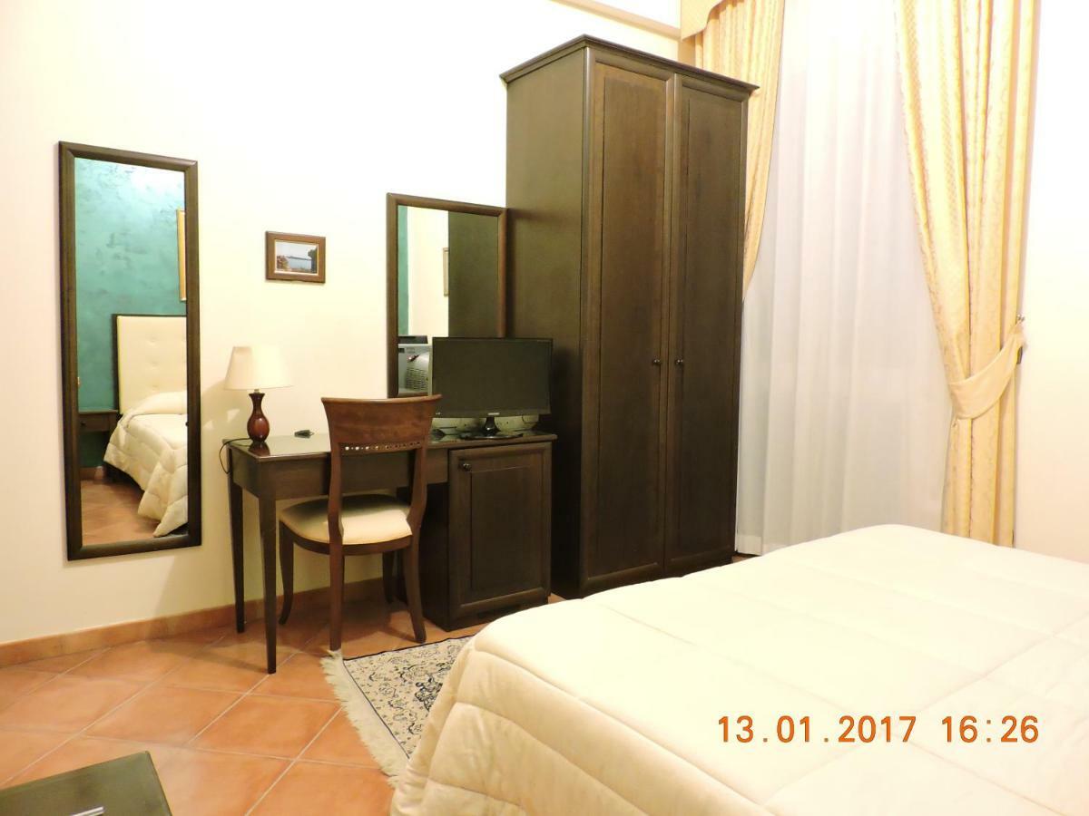 B&B Aquila Reale Portopalo Di Capo Passero Exteriör bild
