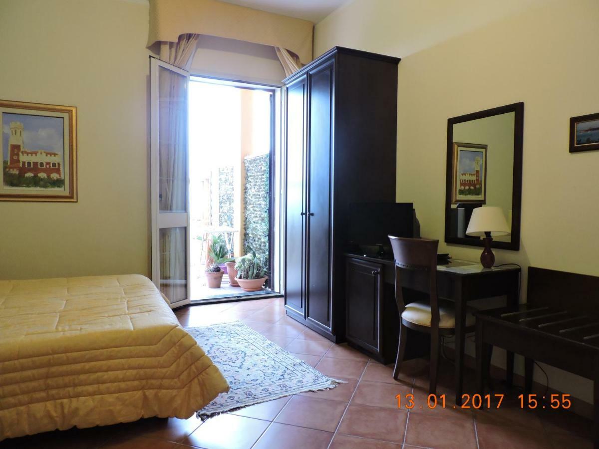 B&B Aquila Reale Portopalo Di Capo Passero Exteriör bild