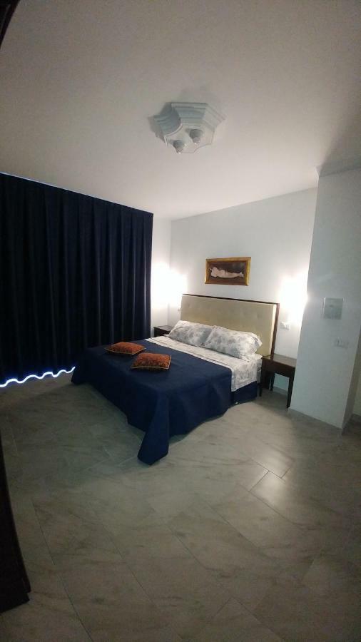 B&B Aquila Reale Portopalo Di Capo Passero Exteriör bild