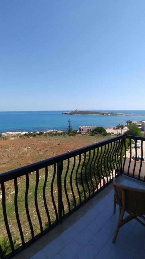 B&B Aquila Reale Portopalo Di Capo Passero Exteriör bild