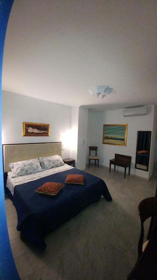 B&B Aquila Reale Portopalo Di Capo Passero Exteriör bild