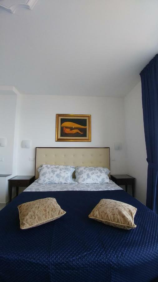 B&B Aquila Reale Portopalo Di Capo Passero Exteriör bild